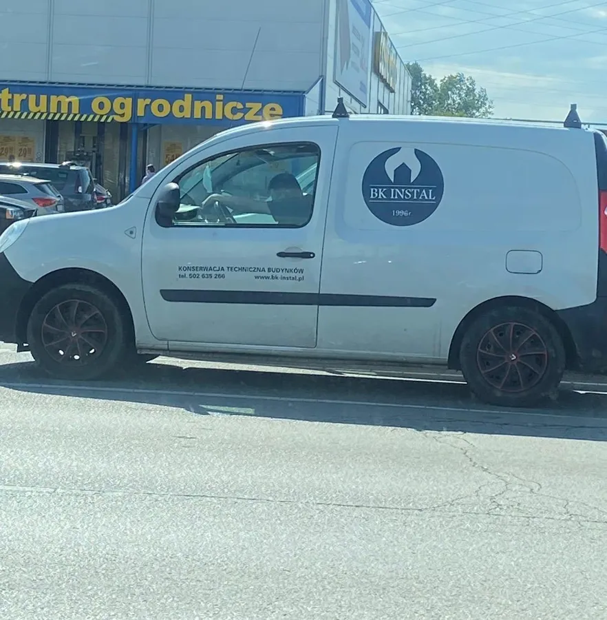 Samochód serwisowy